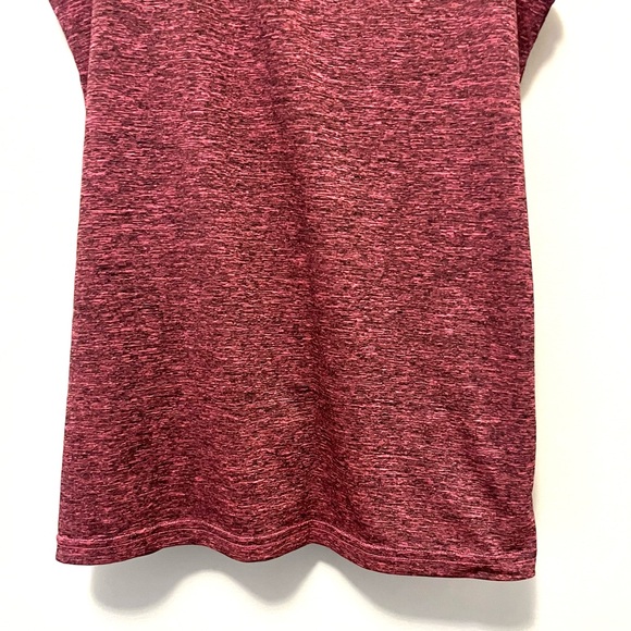 nwot! • Under Armour razor back loose athletic tank top - Picture 4 of 10